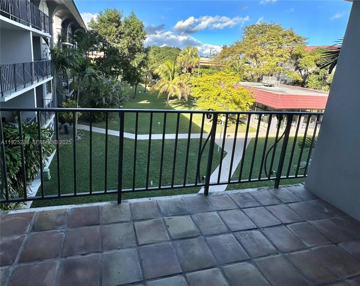 Apartment for rent at 8101 SW 72nd Ave #8101312W, Miami, FL 33143