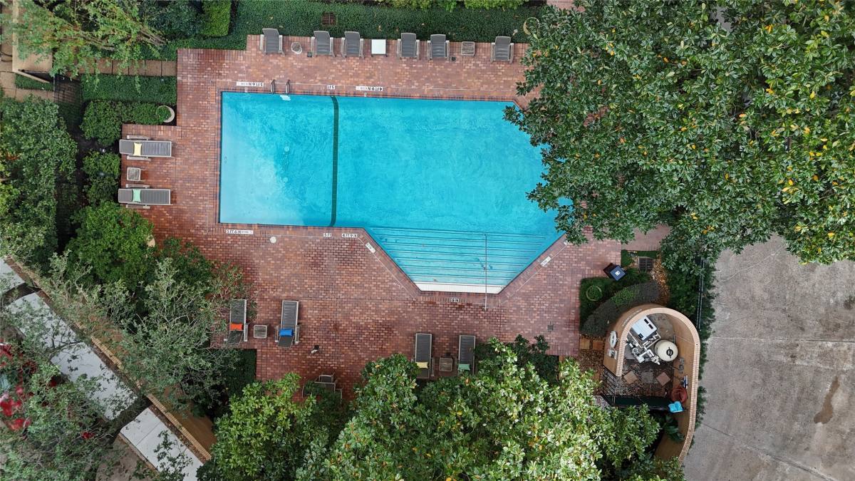 Apartment for rent at 14 Greenway Plaza #1423P, Houston, TX 77046