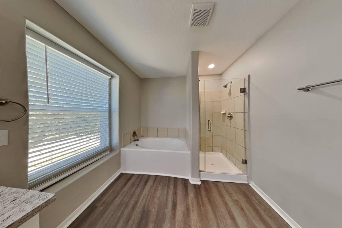 Apartment for rent at 3131 Zephyr Glen Way, Houston, TX 77084