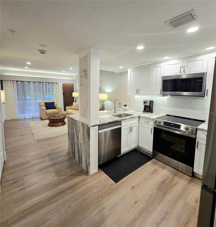 Apartment for rent at 36750 US-Highway 19 N #21218, Palm Harbor, FL 34683