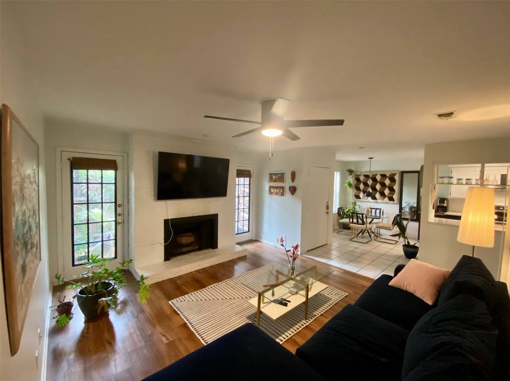 Apartment for rent at 2906 W Ave #2, Austin, TX 78705