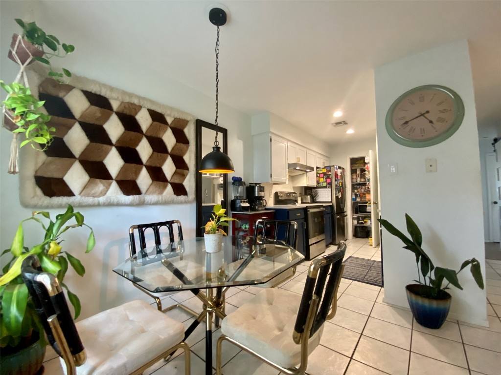 Apartment for rent at 2906 W Ave #2, Austin, TX 78705
