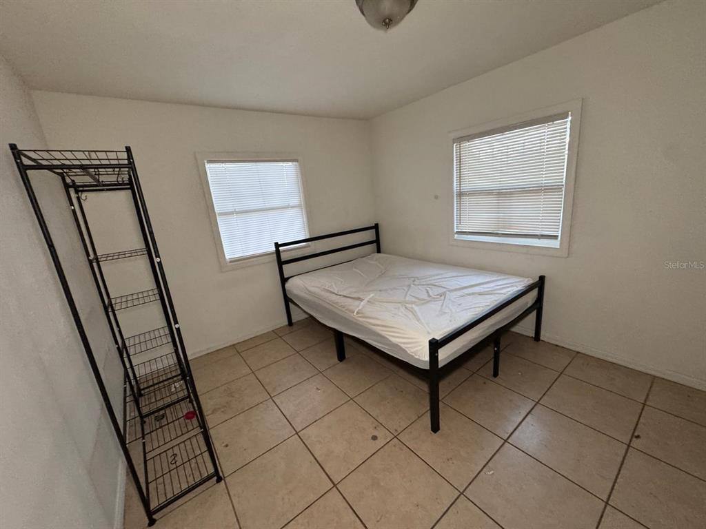 Apartment for rent at 4201 Cepeda St, Orlando, FL 32811