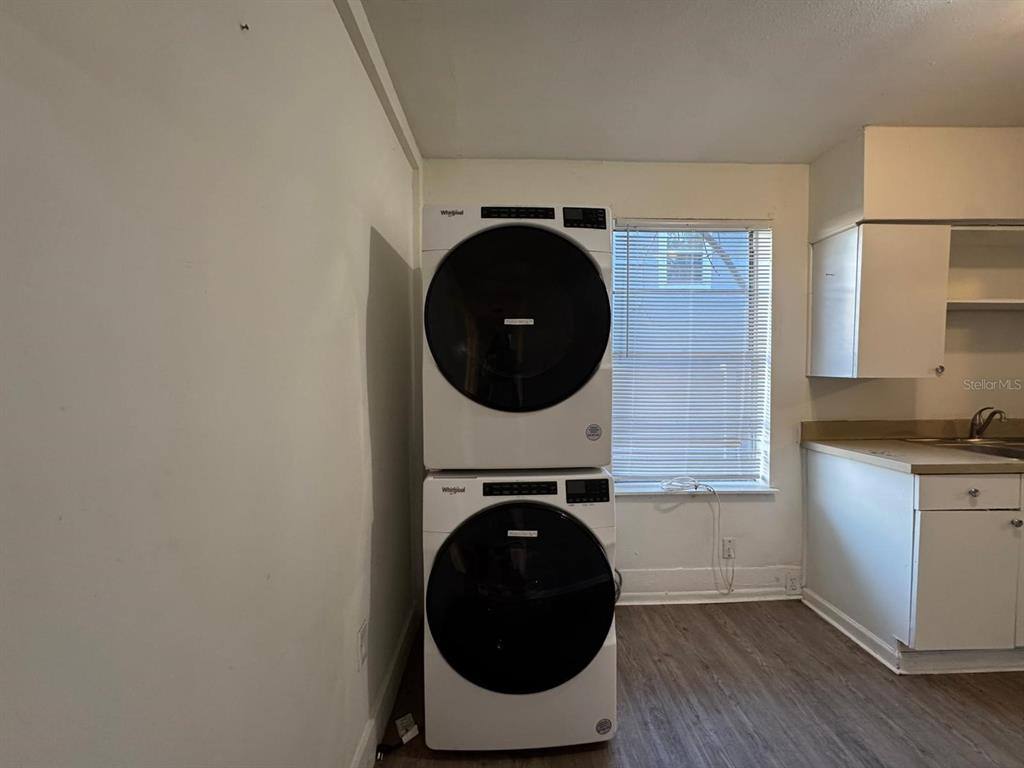 Apartment for rent at 4201 Cepeda St, Orlando, FL 32811
