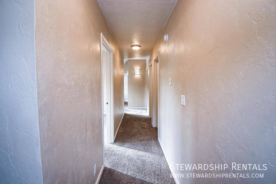 Apartment for rent at 1825 Harris St #9, Eugene, OR 97403