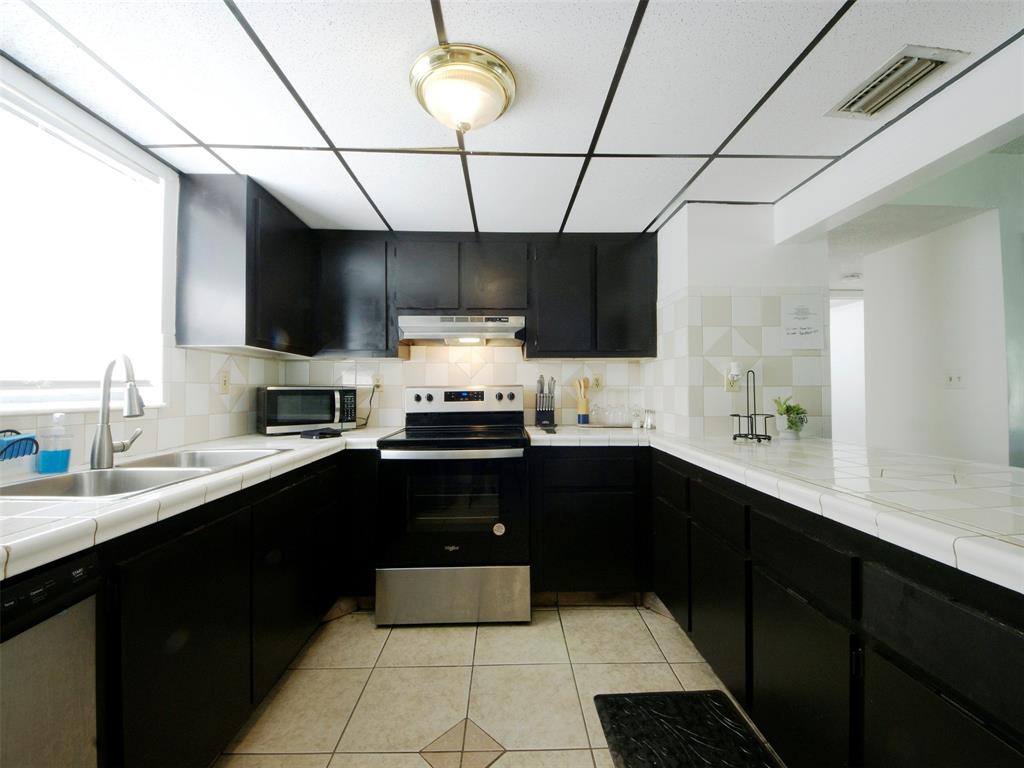 Condo for rent at 1920 N Congress Ave #105, West Palm Beach, FL 33401