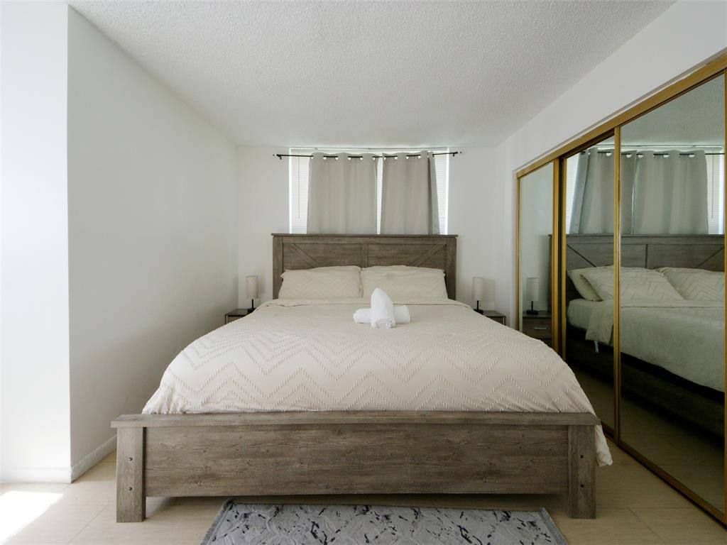 Condo for rent at 1920 N Congress Ave #105, West Palm Beach, FL 33401