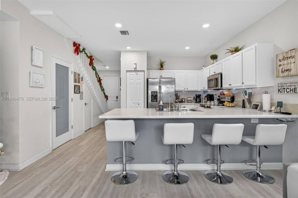 Apartment for rent at 11527 SW 248th Lane, Homestead, FL 33032