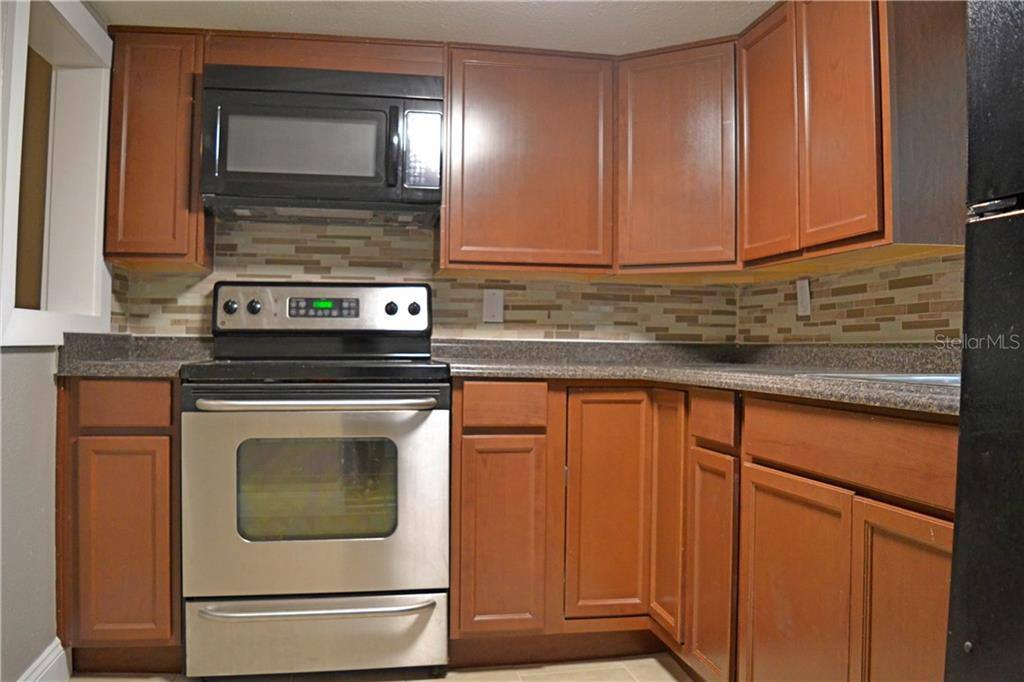 Apartment for rent at 647 S Delaware Ave #647, Deland, FL 32720