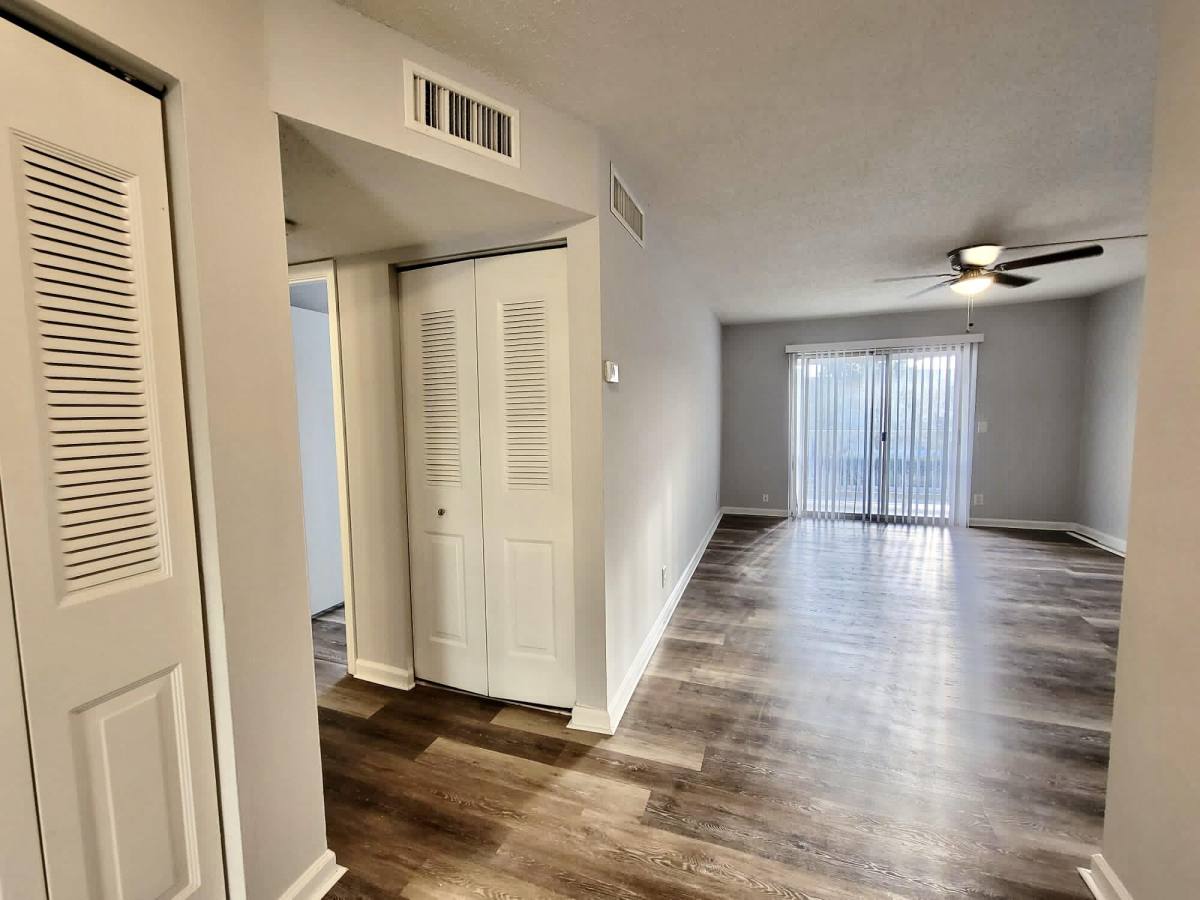 Condo for rent at 1500 N Congress Ave #1500B4, West Palm Beach, FL 33401