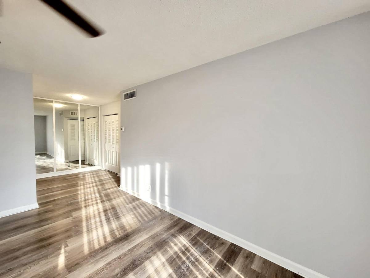 Condo for rent at 1500 N Congress Ave #1500B4, West Palm Beach, FL 33401