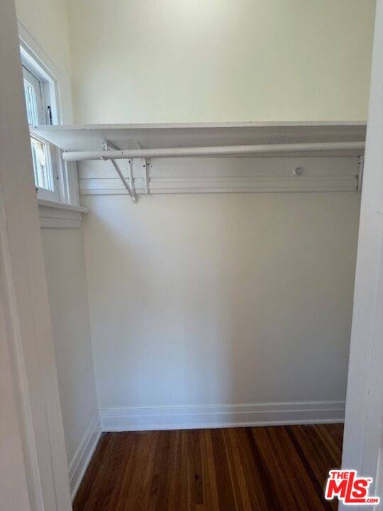 Apartment for rent at 747 S Mansfield Ave #747-4, Los Angeles, CA 90036