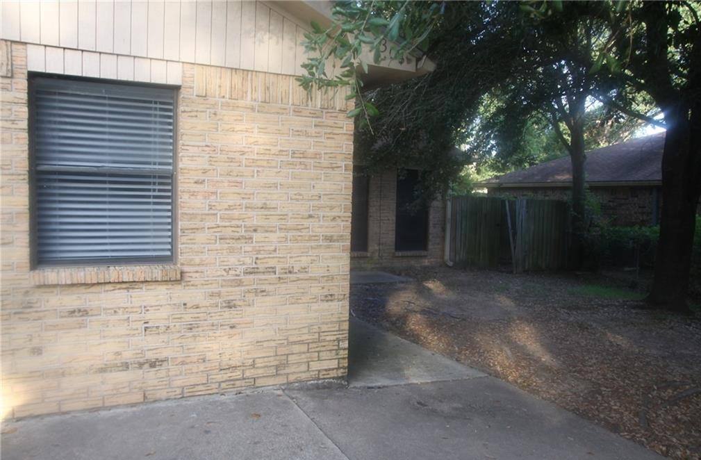 Apartment for rent at 3304 Coastal Dr, College Station, TX 77845