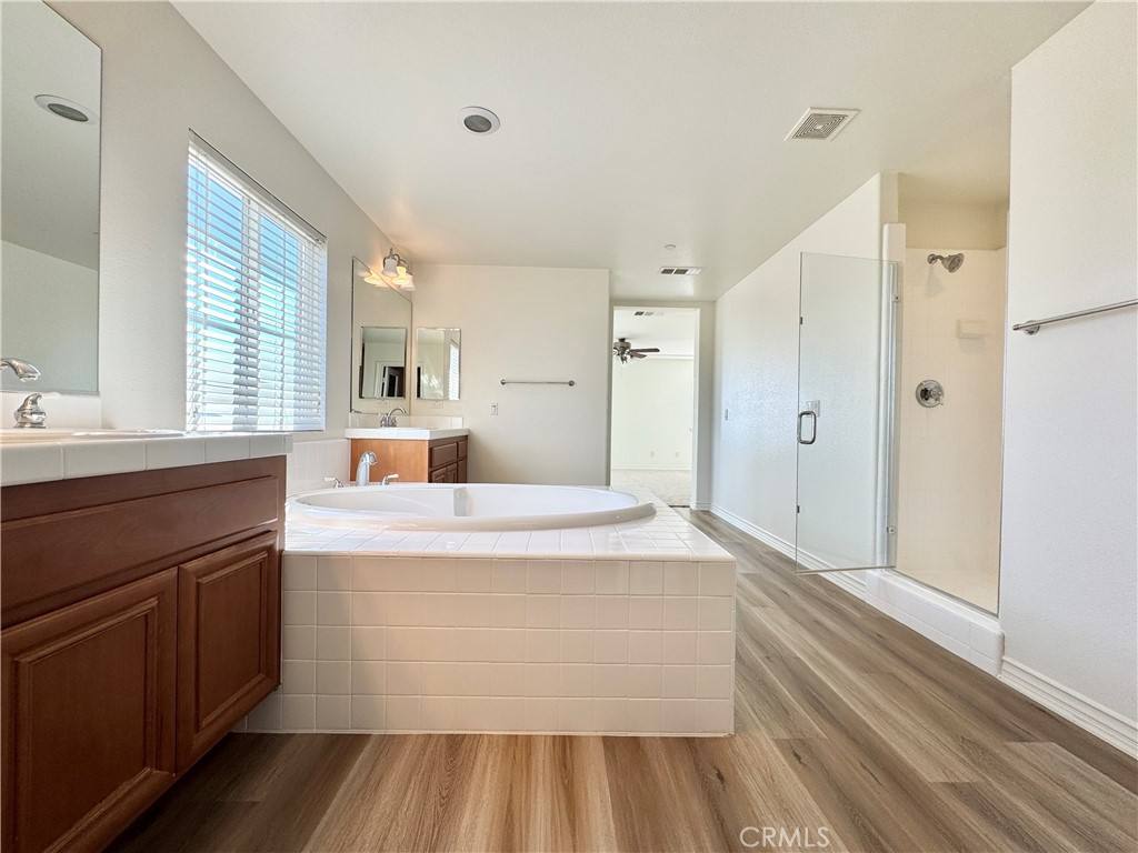 Apartment for rent at 15621 Pisa Lane, Fontana, CA 92336