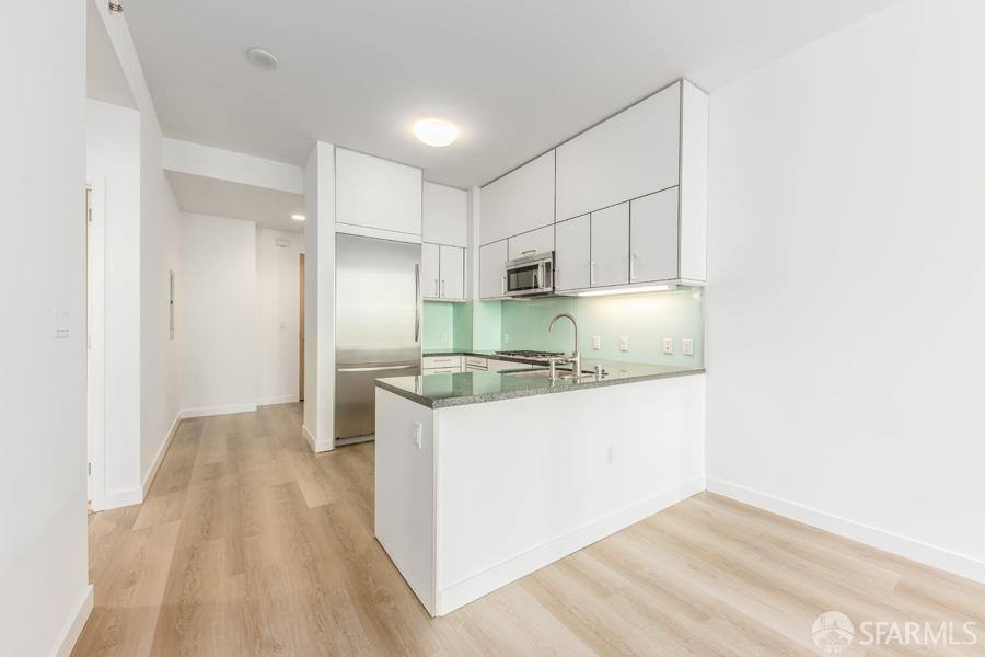 Apartment for rent at 333 Main St #3339H, San Francisco, CA 94105