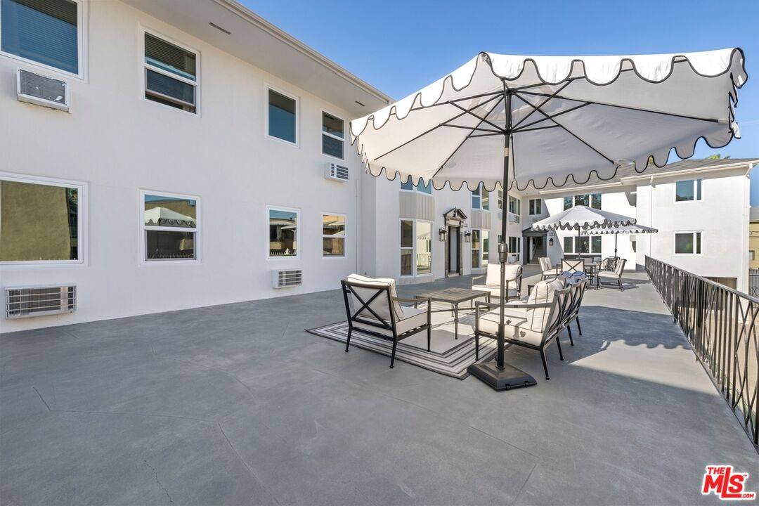 Apartment for rent at 1250 N Crescent Heights Blvd #2, Los Angeles, CA 90046