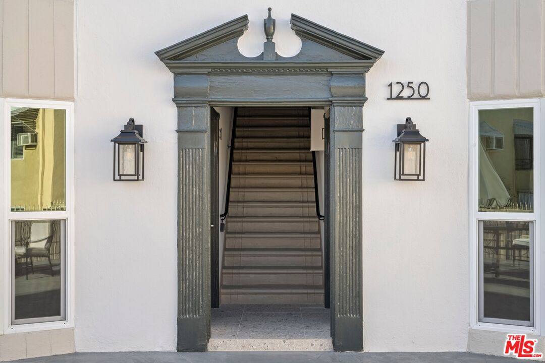 Apartment for rent at 1250 N Crescent Heights Blvd #2, Los Angeles, CA 90046