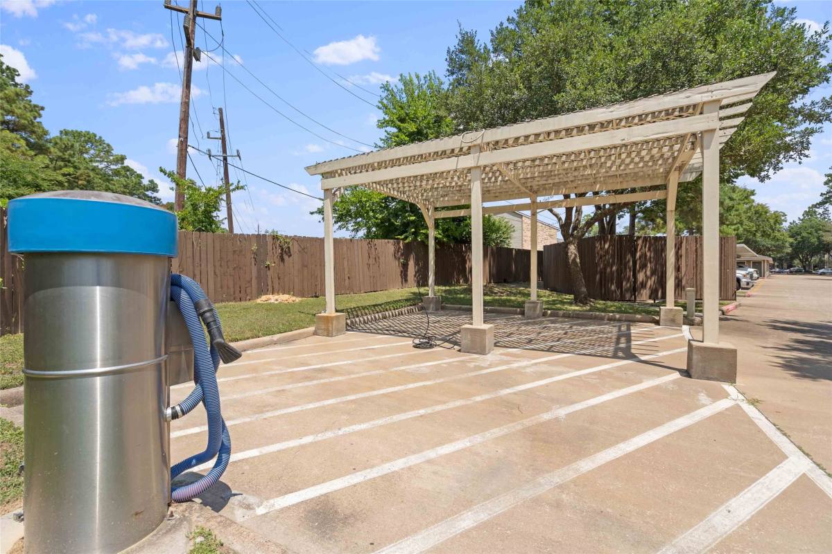 Apartment for rent at 2400-731 Spring Rain Dr, Spring, TX 77379