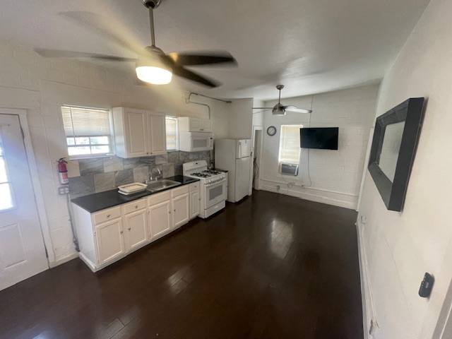 Apartment for rent at 1105 E 6th St, Austin, TX 78702