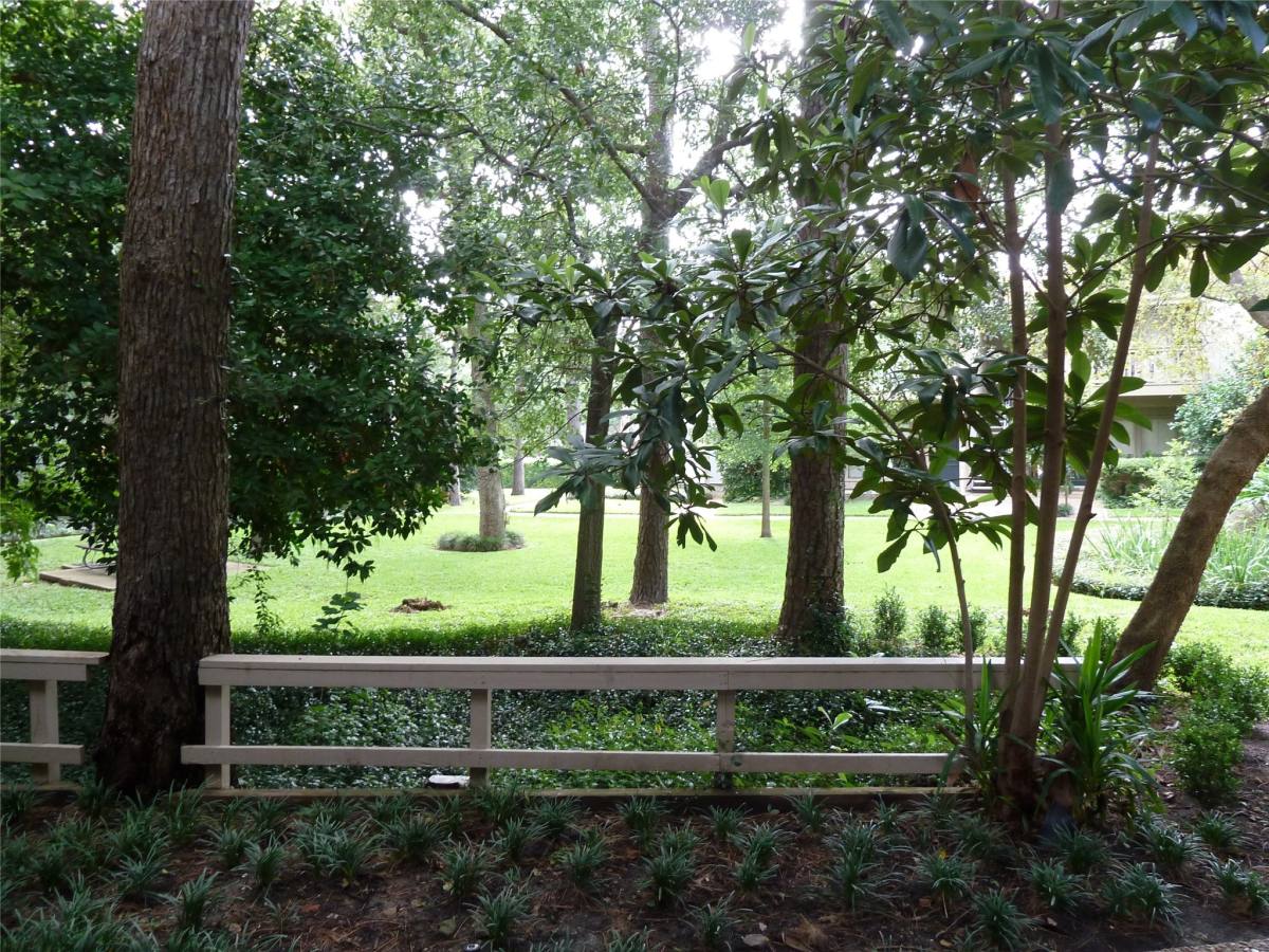Apartment for rent at 2100 Tanglewilde St #573, Houston, TX 77063
