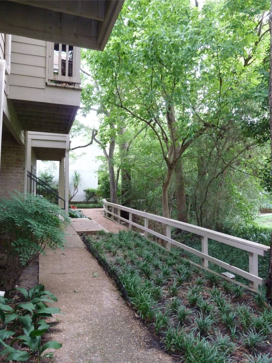 Apartment for rent at 2100 Tanglewilde St #573, Houston, TX 77063