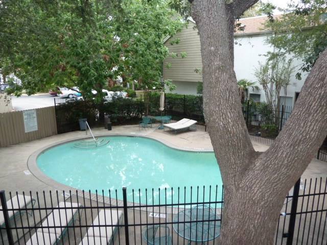 Apartment for rent at 2100 Tanglewilde St #573, Houston, TX 77063