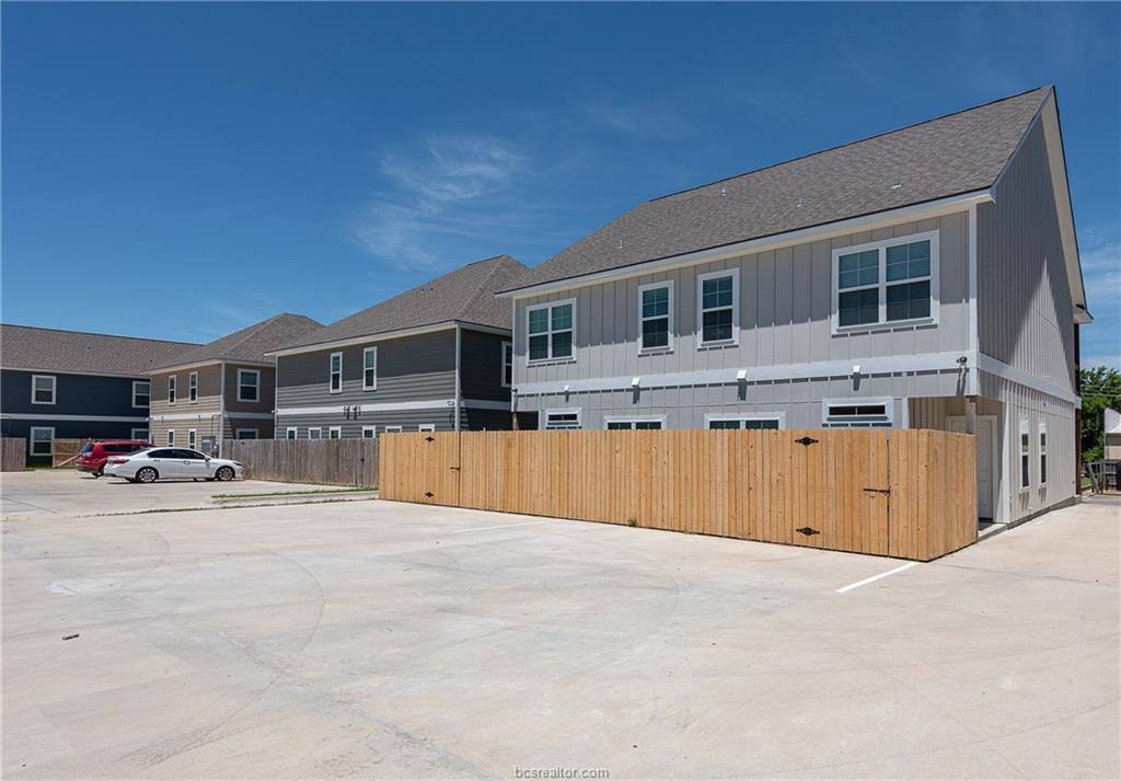 Apartment for rent at 404 Poplar St #404A, College Station, TX 77840