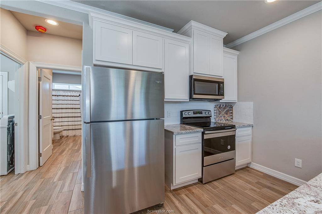 Apartment for rent at 404 Poplar St #404A, College Station, TX 77840