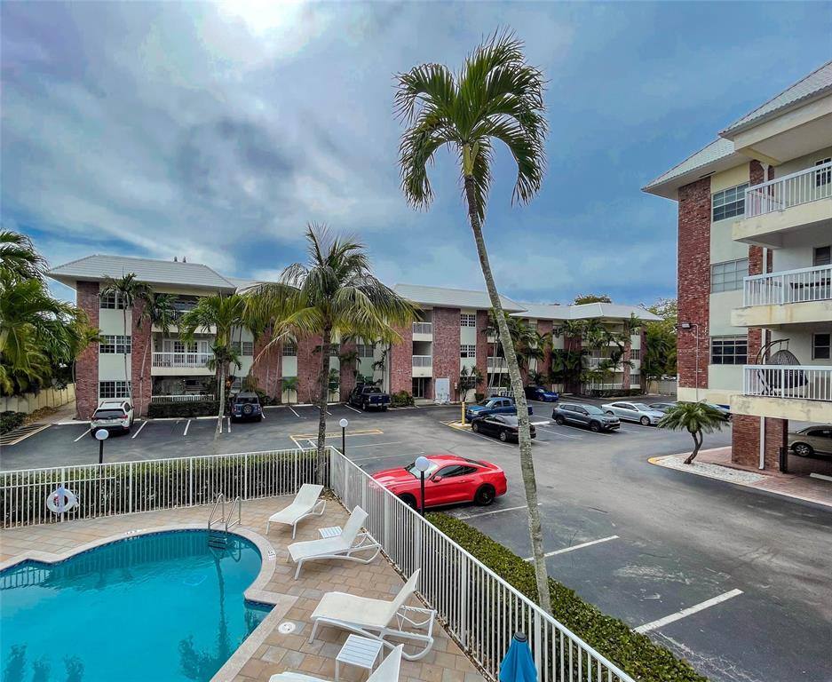 Apartment for rent at 2424 SE 17th St #2424211B, Fort Lauderdale, FL 33316