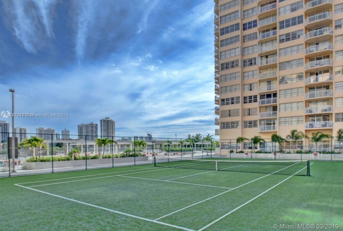 Condo for rent at 18021 Biscayne Blvd #402, North Miami Beach, FL 33160