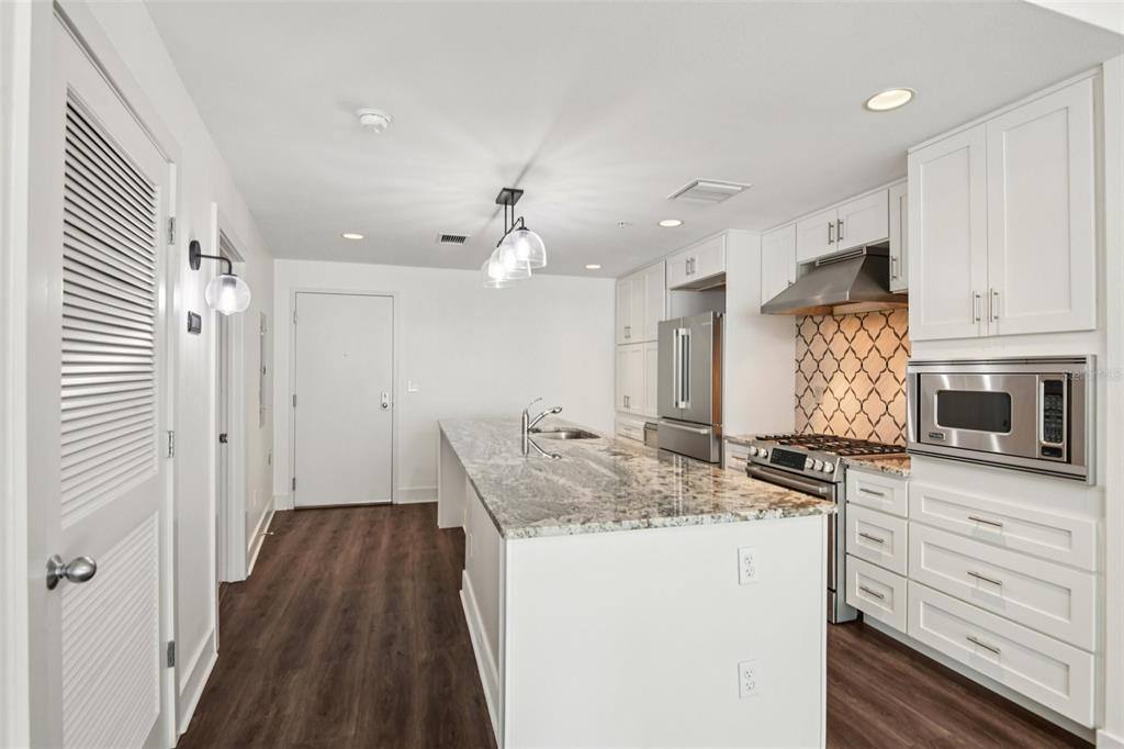 Apartment for rent at 1208 E Kennedy Blvd #616, Tampa, FL 33602