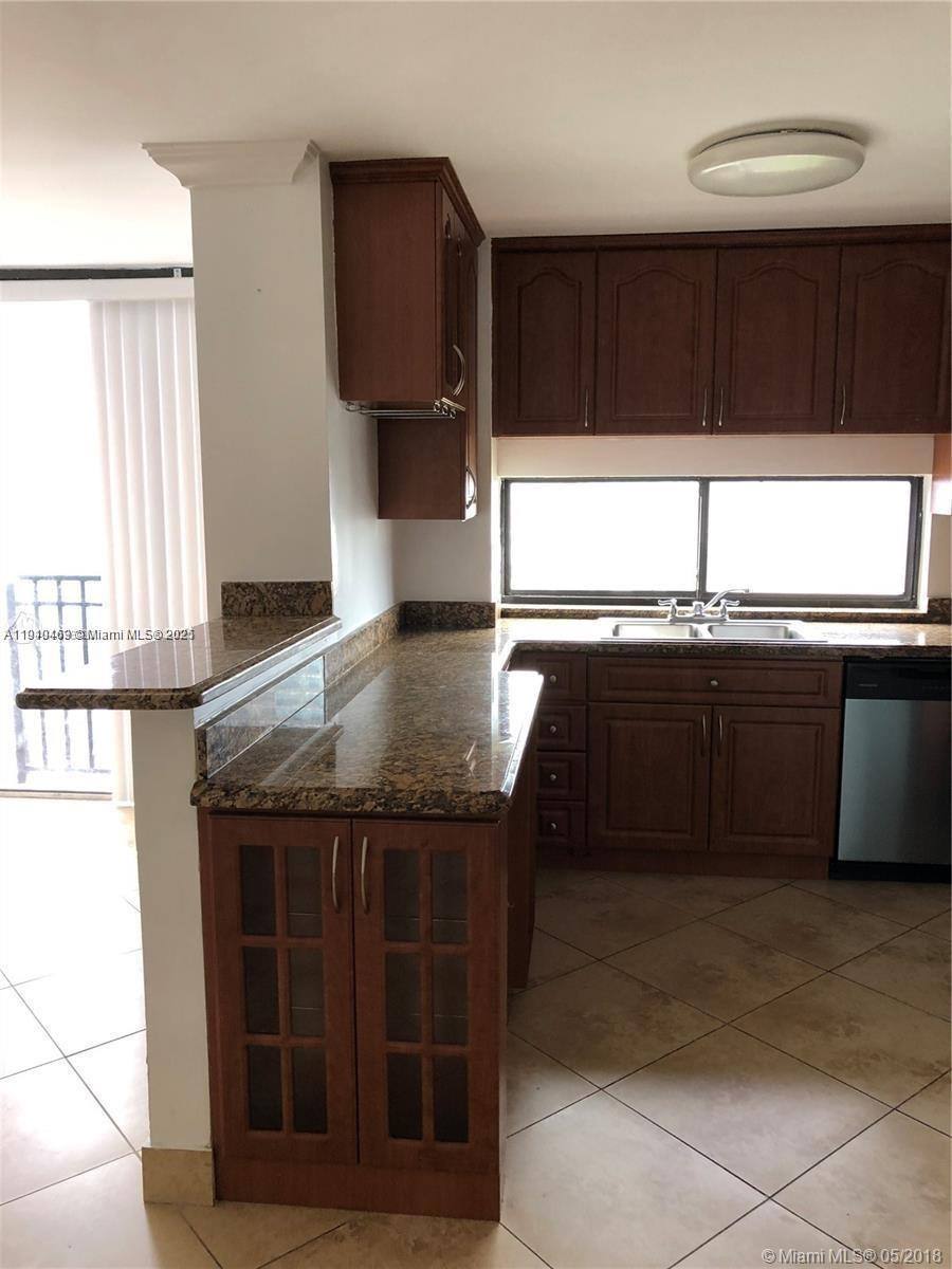 Apartment for rent at 16909 N Bay Rd #711, North Miami Beach, FL 33160