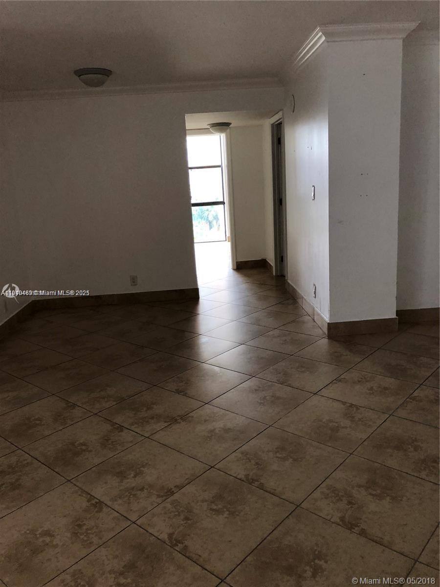 Apartment for rent at 16909 N Bay Rd #711, North Miami Beach, FL 33160