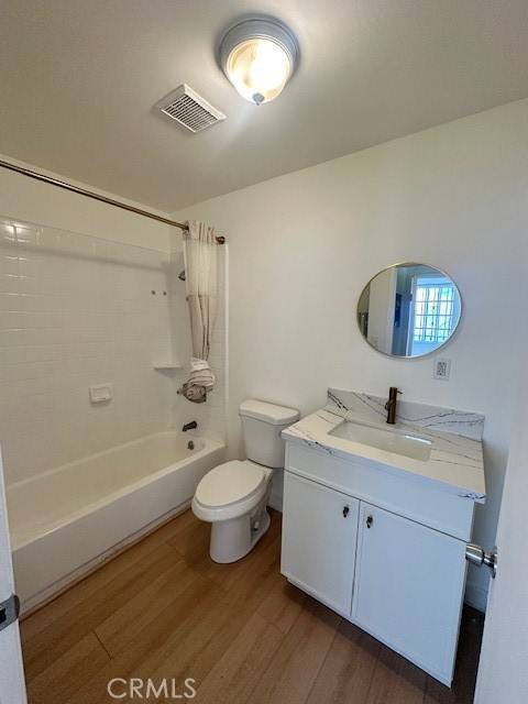 Apartment for rent at 3518 W 3rd St, Los Angeles, CA 90020