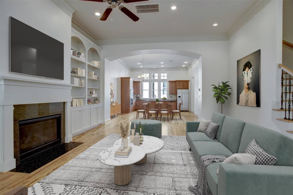 Townhouse for rent at 1415 Oakdale St, Houston, TX 77004