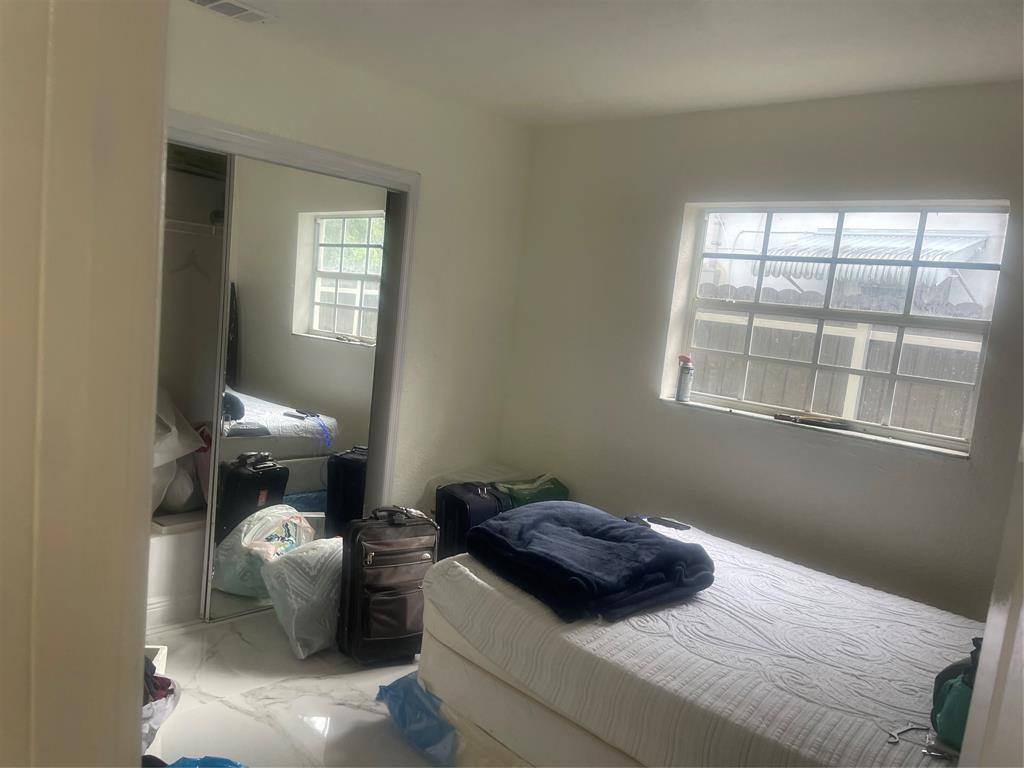 Apartment for rent at 6250 SW 9th St, Pompano Beach, FL 33068