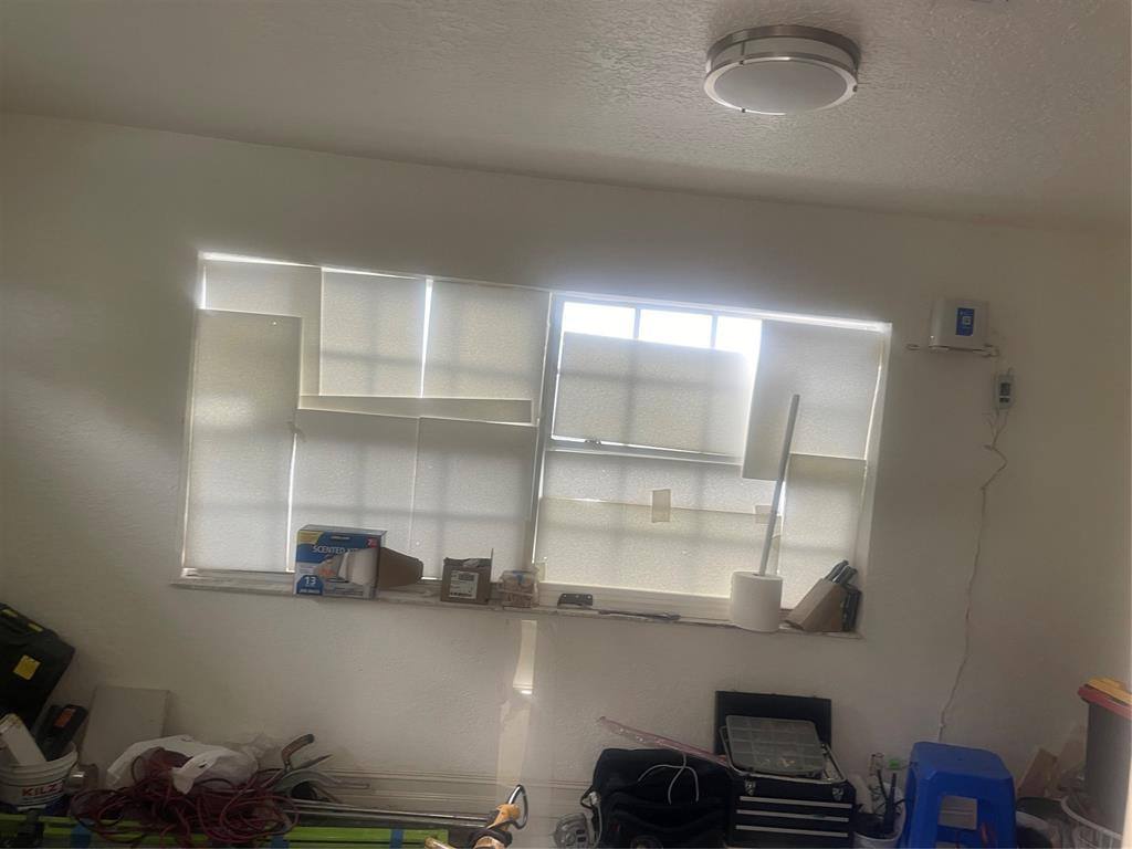 Apartment for rent at 6250 SW 9th St, Pompano Beach, FL 33068