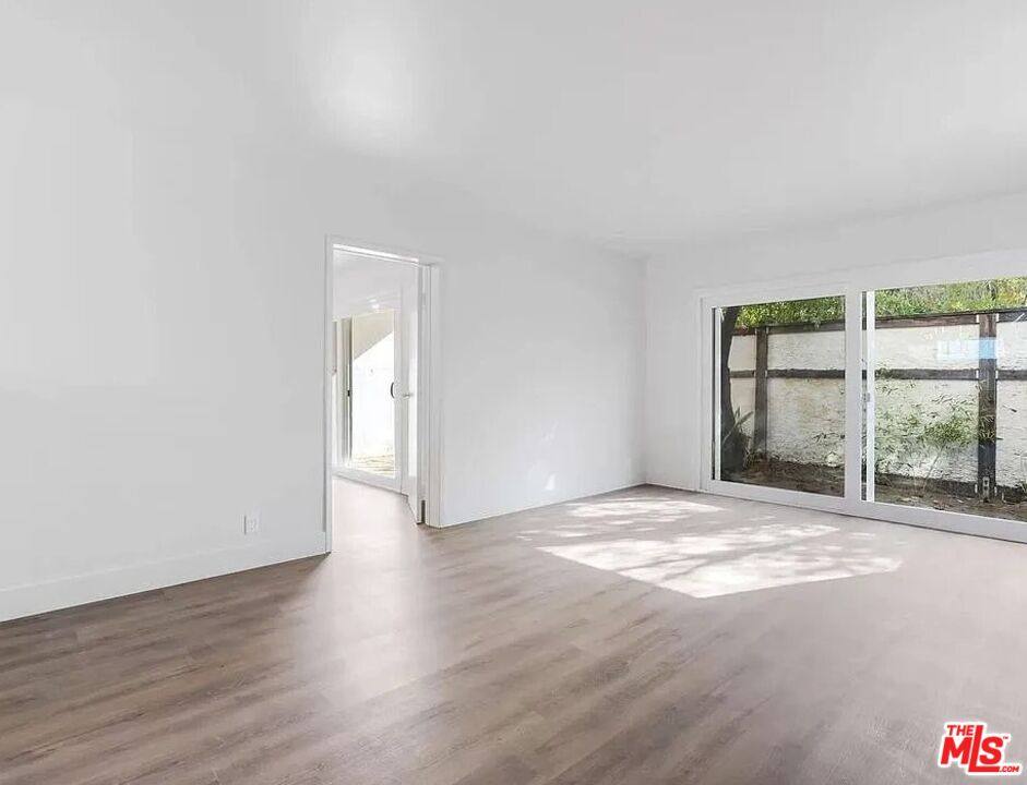 Apartment for rent at 1813 9th St, Santa Monica, CA 90404