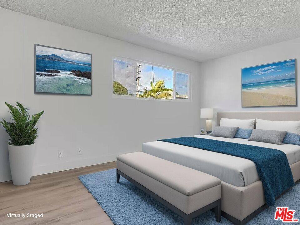 Apartment for rent at 1813 9th St, Santa Monica, CA 90404