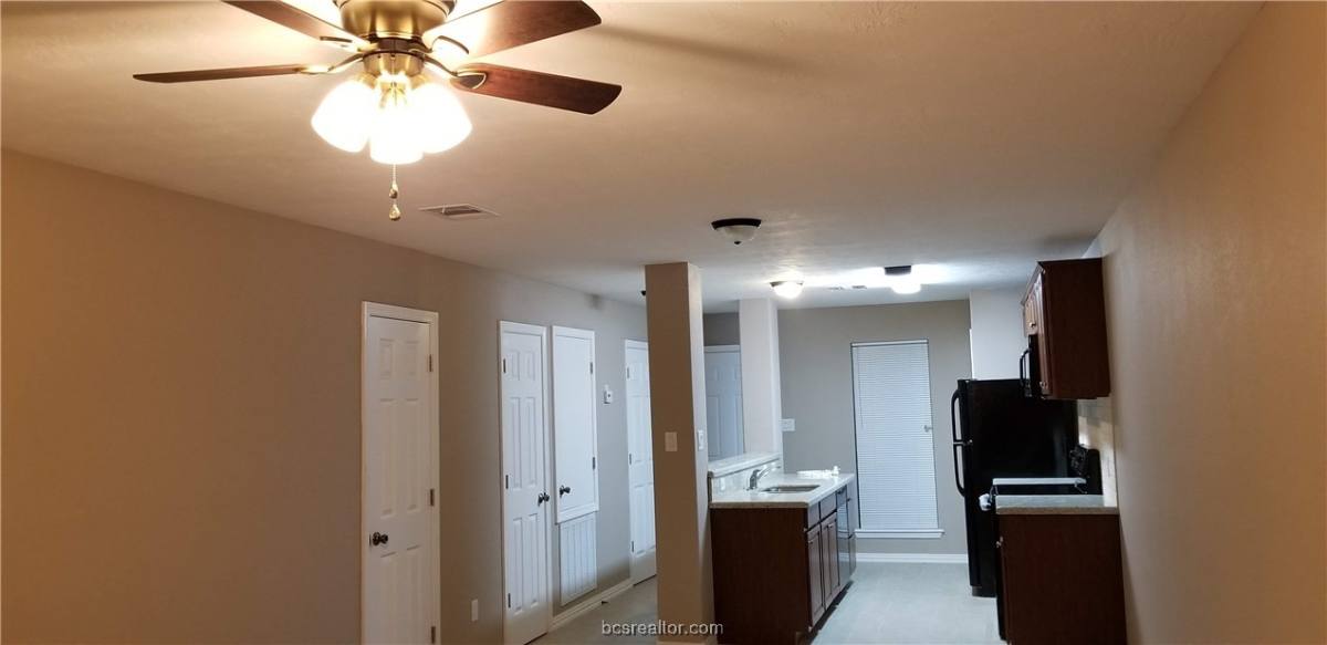 Townhouse for rent at 903 Balcones Dr #9033B, College Station, TX 77845