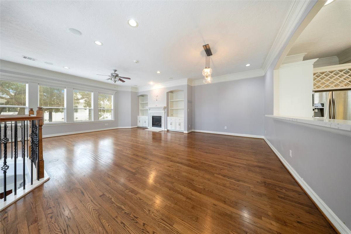 Apartment for rent at 4216 Eli St, Houston, TX 77007