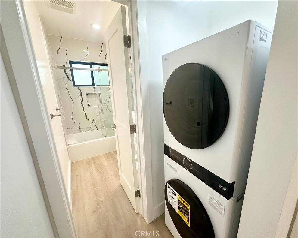 Apartment for rent at 301 Ashland Ave #301-2, Santa Monica, CA 90405