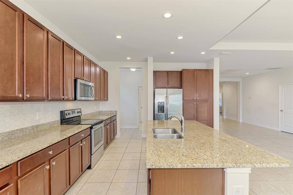Apartment for rent at 4429 Conchfish Lane, Osprey, FL 34229