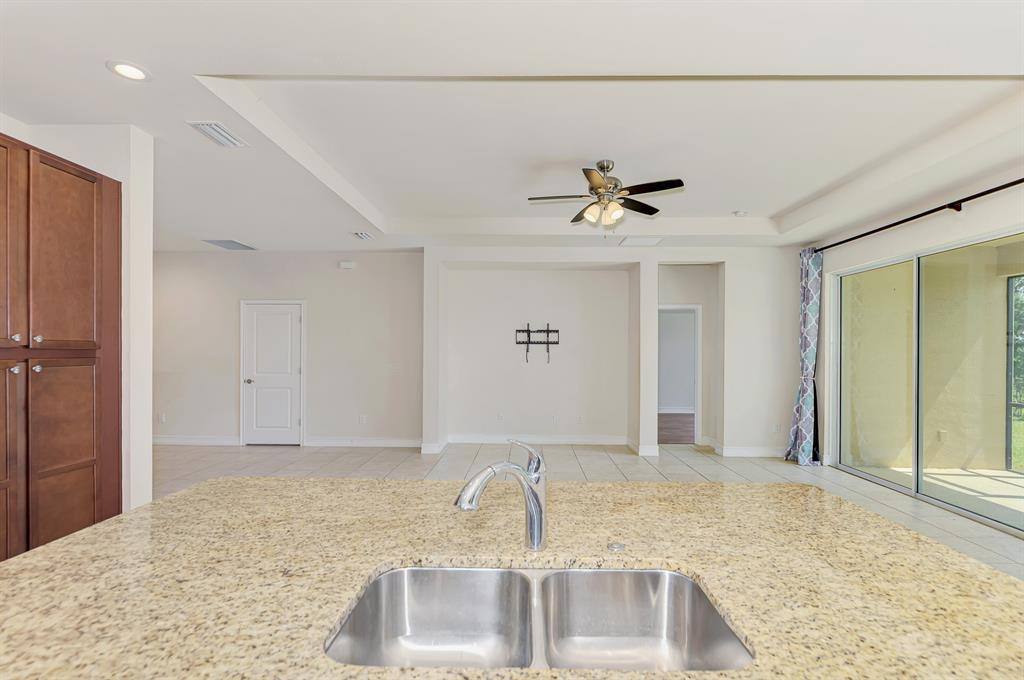 Apartment for rent at 4429 Conchfish Lane, Osprey, FL 34229