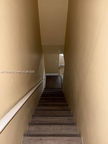 Apartment for rent at 15157 NE 6th Ave #12, Miami, FL 33161