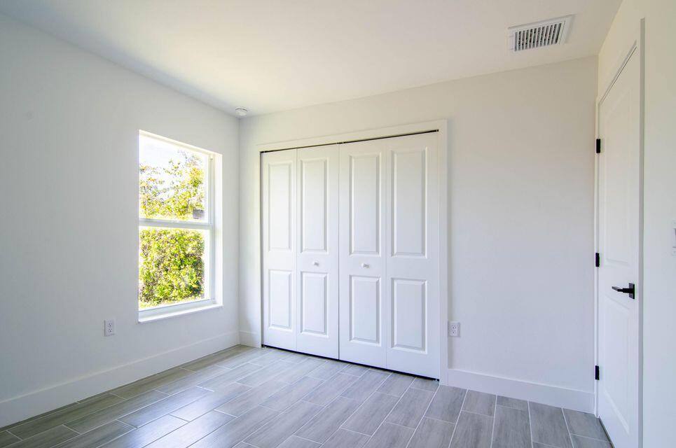 Apartment for rent at 10654 Washington Rd, Port Charlotte, FL 33981