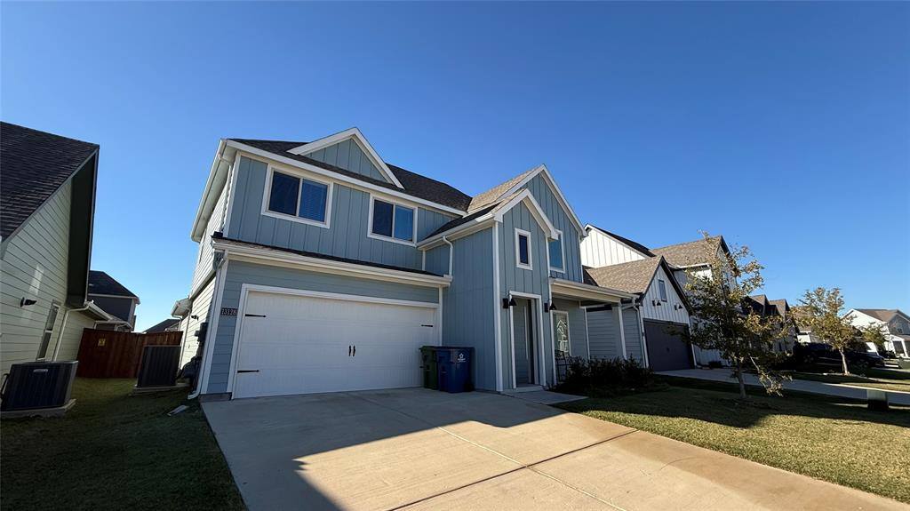 Apartment for rent at 13128 S Haven Way, Aubrey, TX 76227