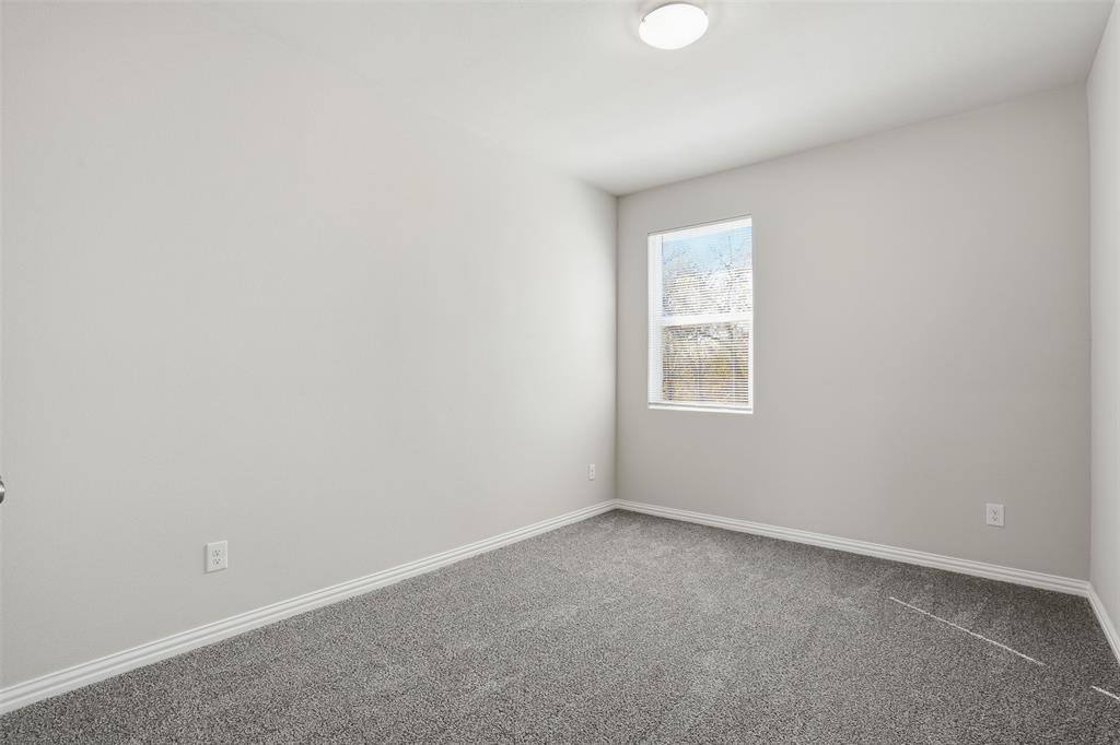Apartment for rent at 303 Eastland St #303, Cleburne, TX 76031
