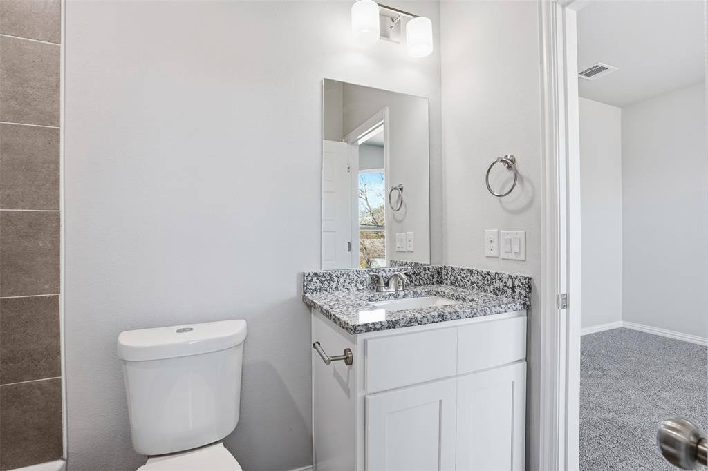 Apartment for rent at 303 Eastland St #303, Cleburne, TX 76031
