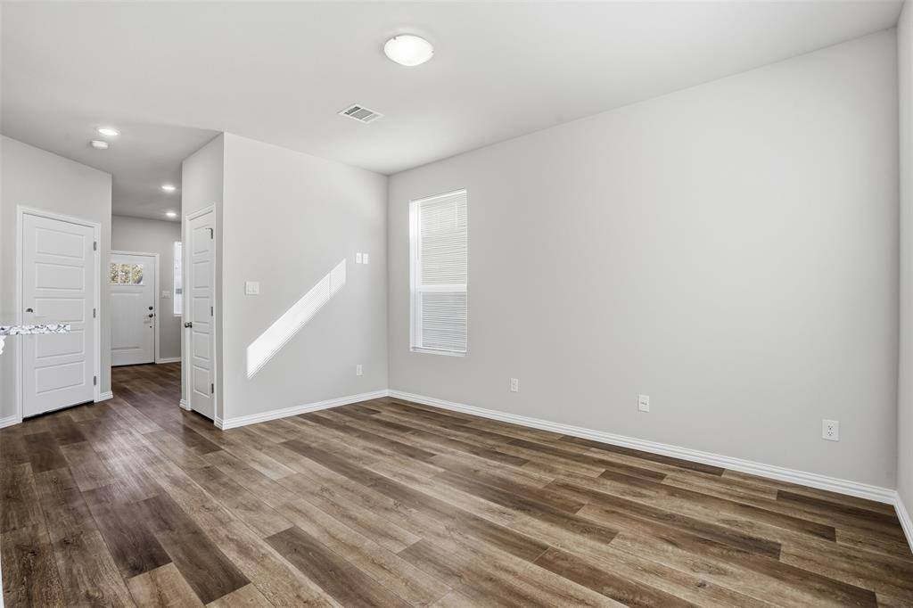 Apartment for rent at 303 Eastland St #303, Cleburne, TX 76031